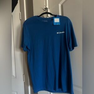 COLUMBIA TSHIRT FOR MEN!